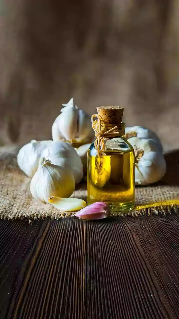 Garlic for Hair Fall: Unpacking the Power of Oil vs. Juice for Stronger Roots