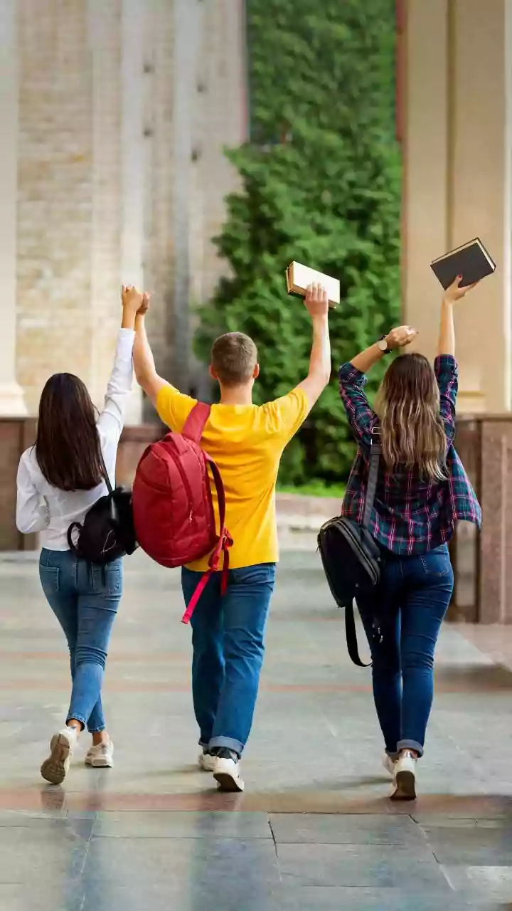 Trump's H-1B Fee: Indian Students' Visa Struggles