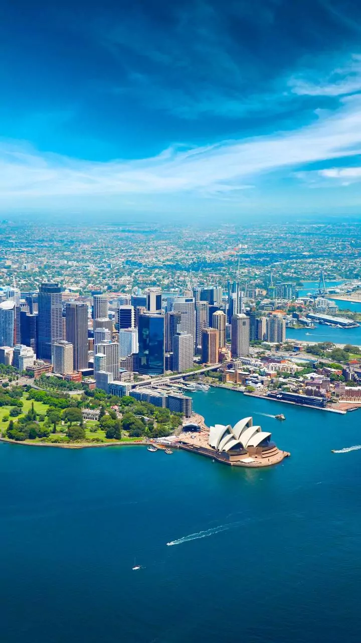 Meta removes 750,000 teen accounts in Australia amid looming ban