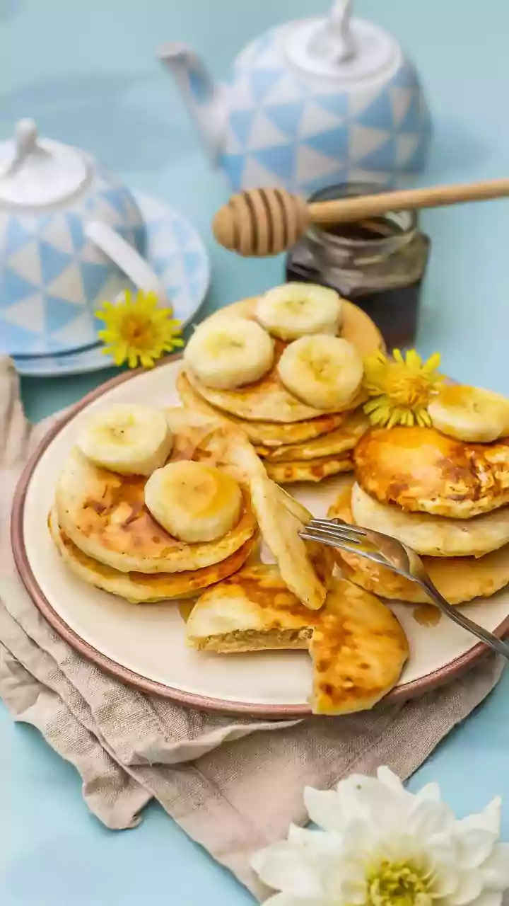 These Fluffy 3-Ingredient Banana Pancakes Take Only Ten Minutes