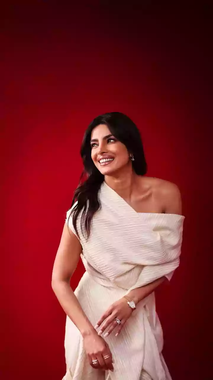 Priyanka's Golden Globes Glow: A Fashion Recap