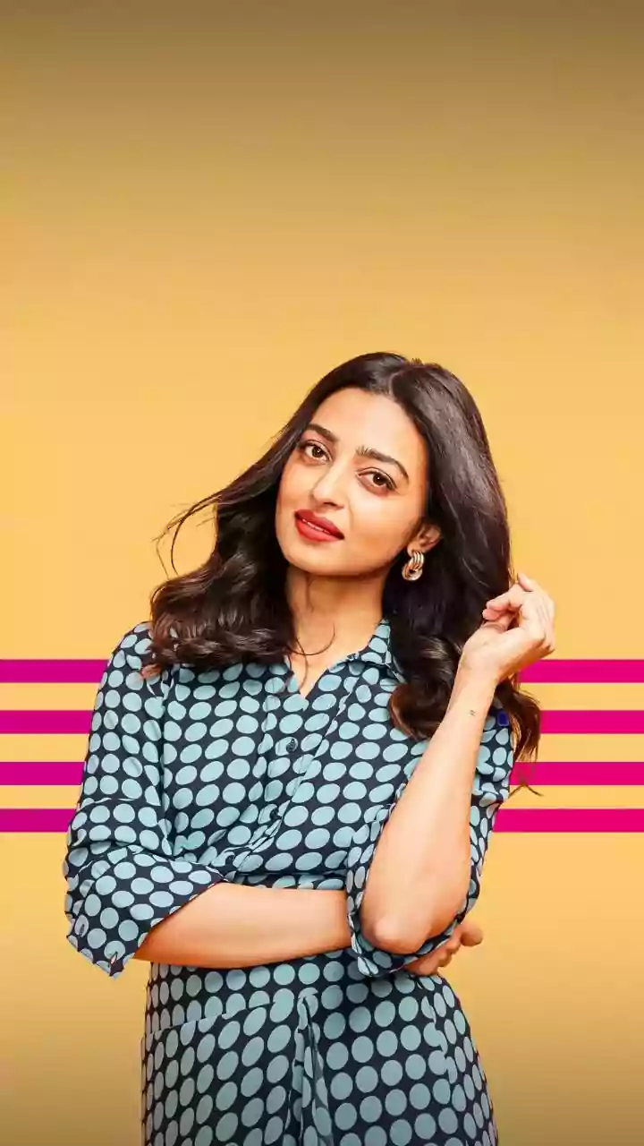 Radhika Apte Reveals She Once Missed Shah Rukh Khan’s Call, Wondered ‘Yeh Koi Prank Hai Kya?’