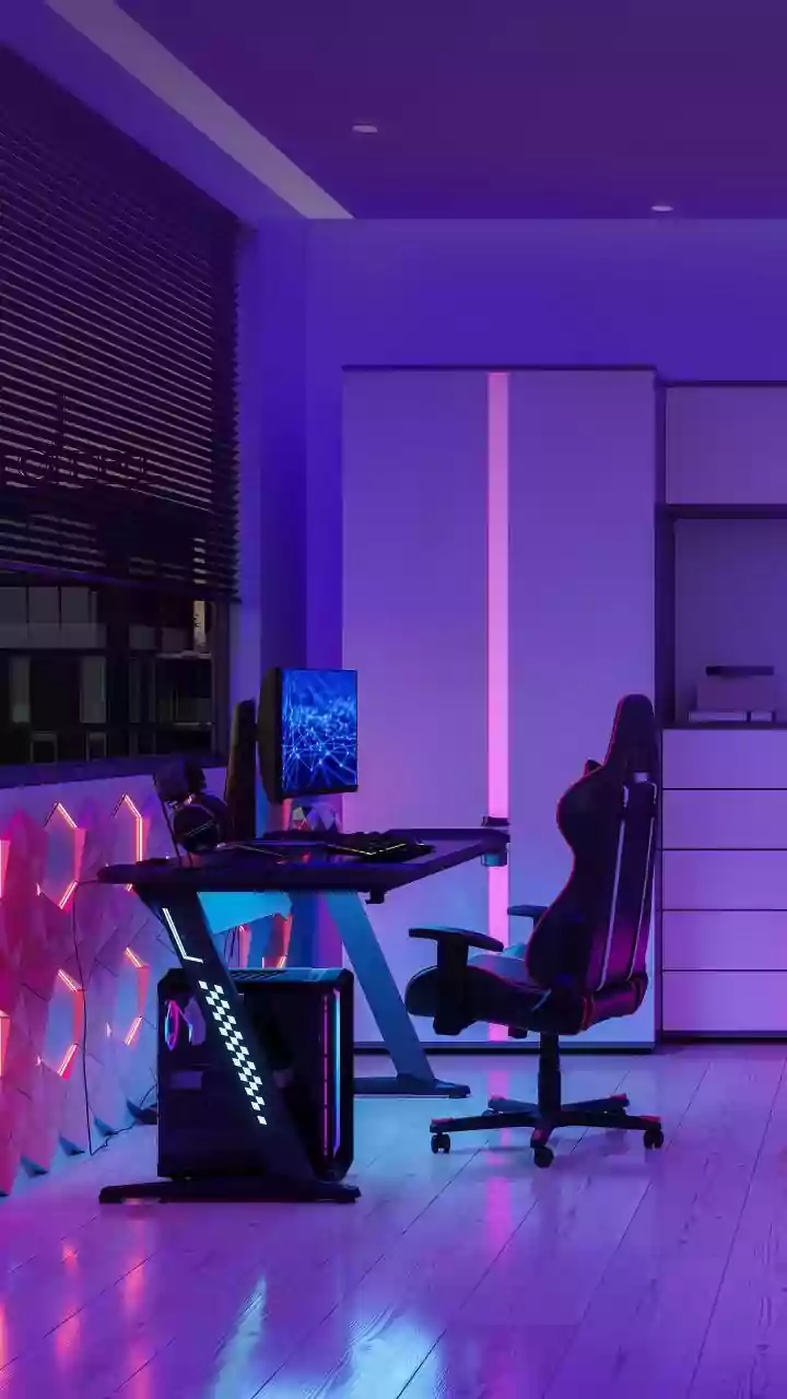 China Shocker: Gaming Addict Checks Out Of Hotel After 2 Years, Leaves Room Buried In Filth With Toilet Papers & Plastic Trash