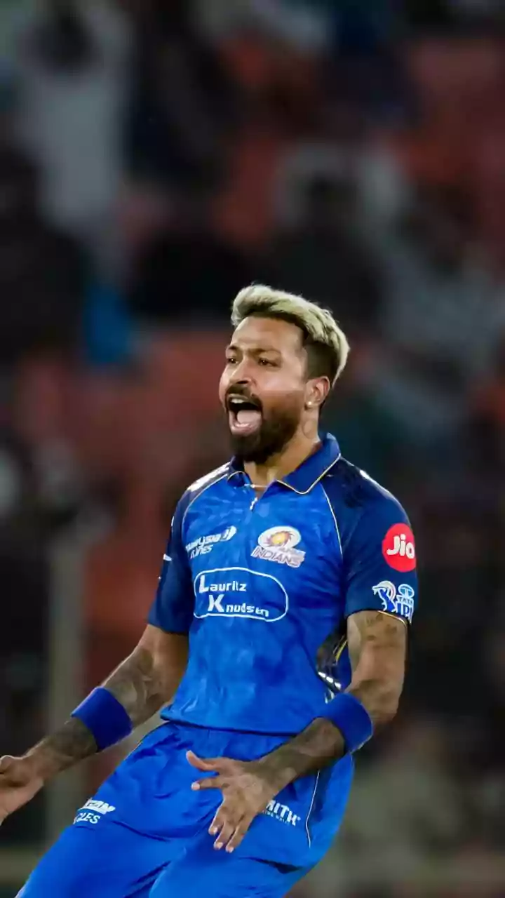 MI Playoff Qualification Scenario: How Can Mumbai Indians qualify for IPL 2026 Playoffs after CSK Defeat?
