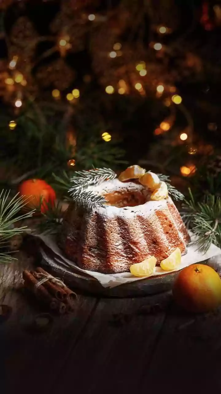 Festive Feast: Christmas Cake & Festive Bakes!