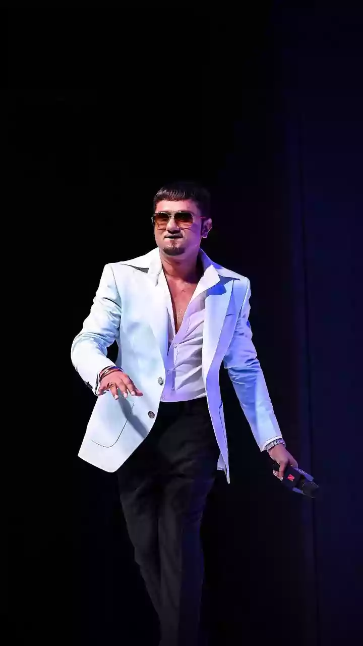 Delhi HC directs removal of 'vulgar', 'derogatory' song by Honey Singh, Badshah