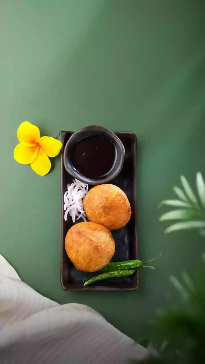 Northeast Bhut Jolokia And Fermented Condiments Drive Urban Café Menu Innovation Forward