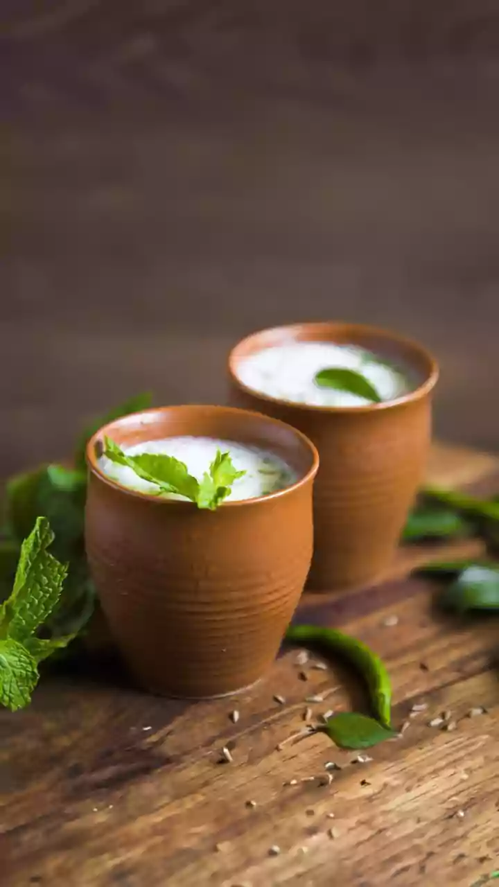 Buttermilk after lunch or dinner in May? Lunch helps digestion, dinner slows it.