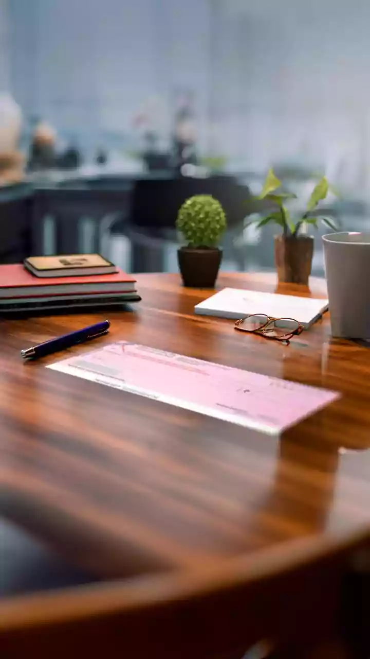 Convicted by 3 courts in cheque bounce case, ailing woman gets legal aid from SC for filing SLP