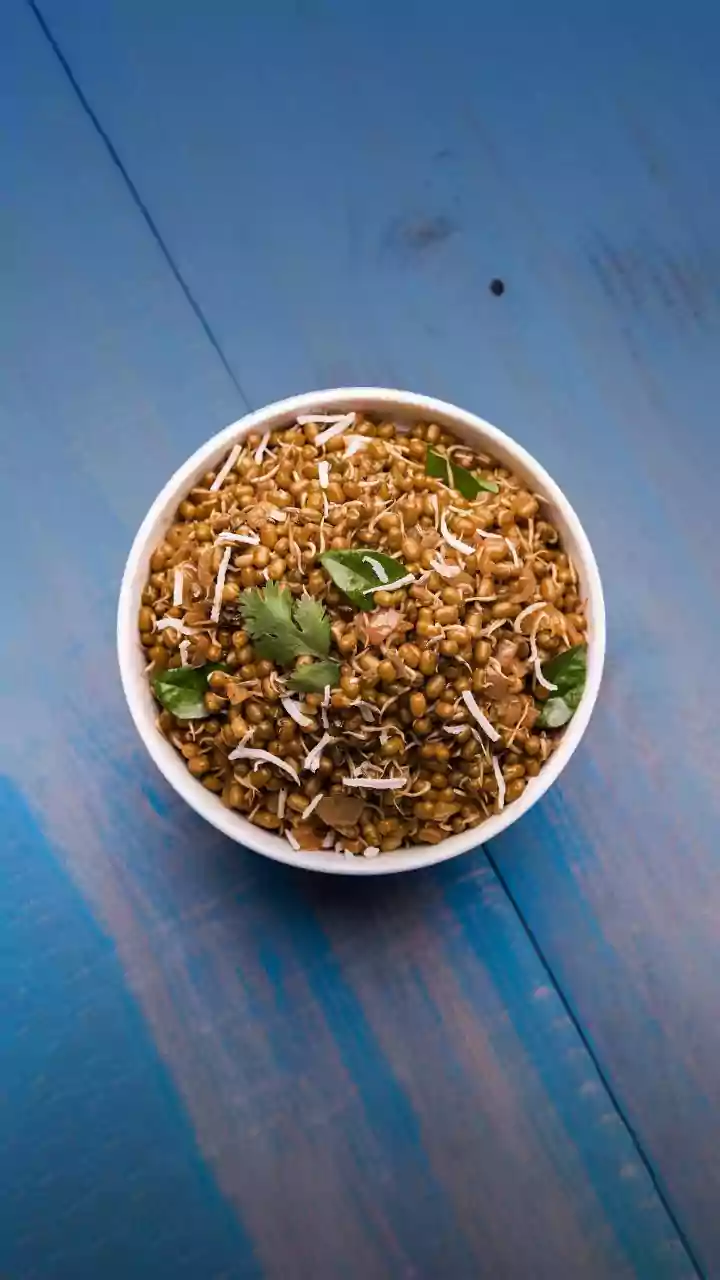 Sprouted Moth Beans: India's Nutrient-Rich Street Food Secret for a Healthy Start