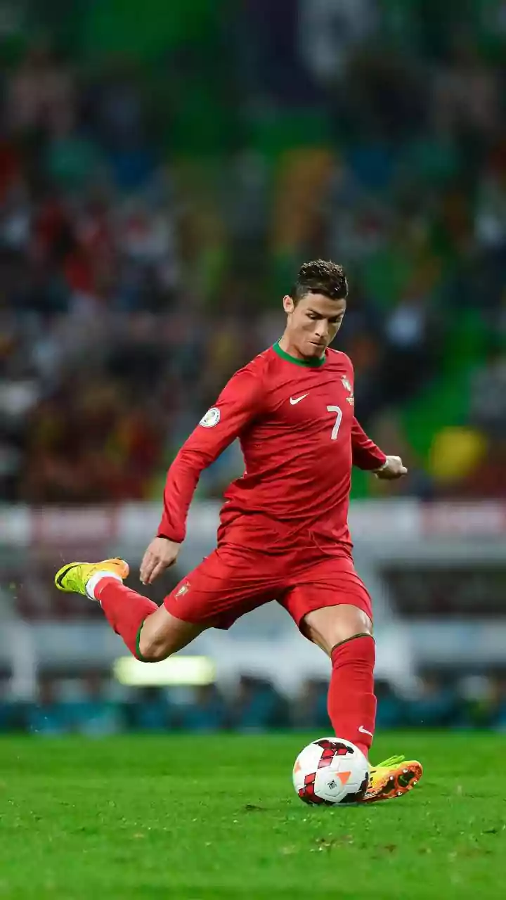 Biggest superstars who have worn Number 7 jersey in football history