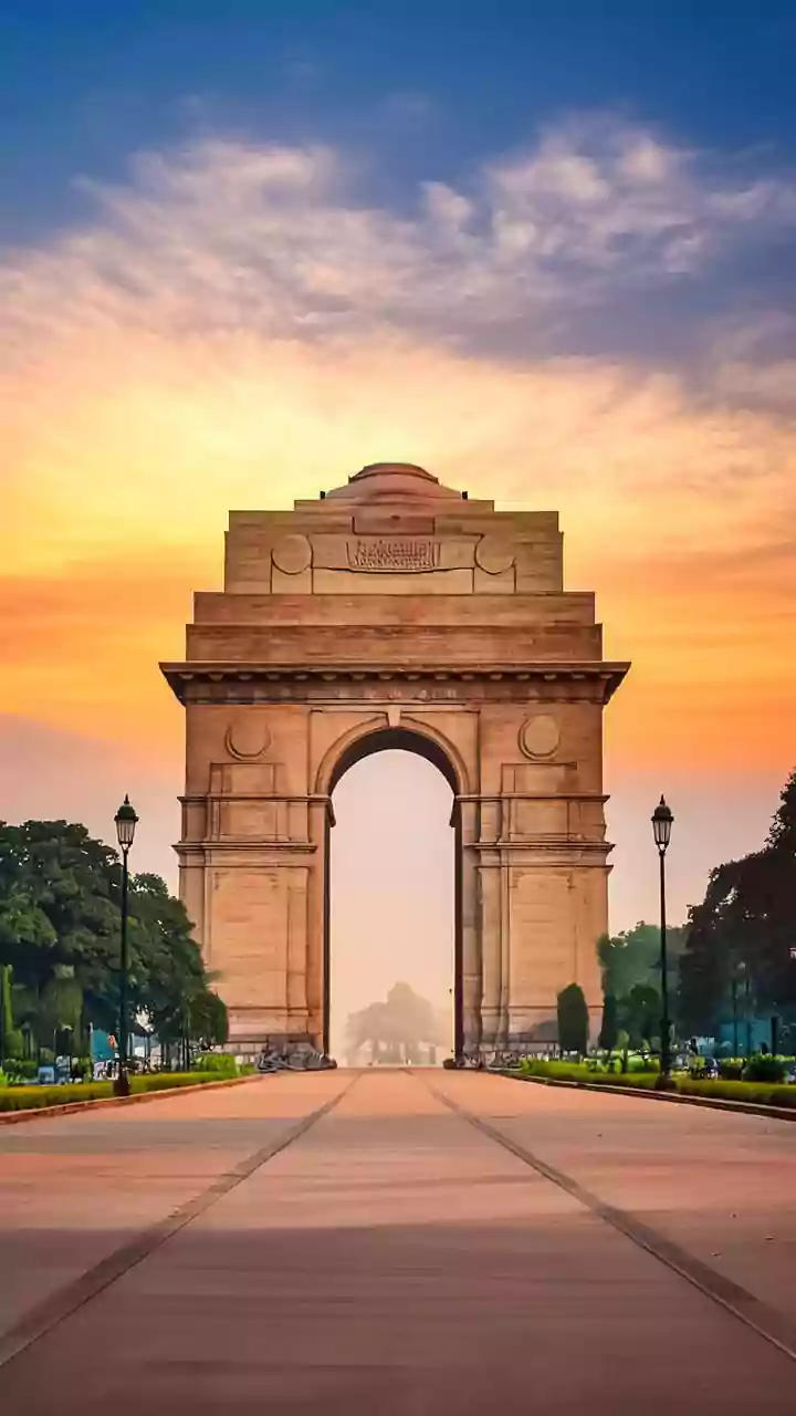 'Tell Modi to dance...he'll dance': Rahul Gandhi in Bihar