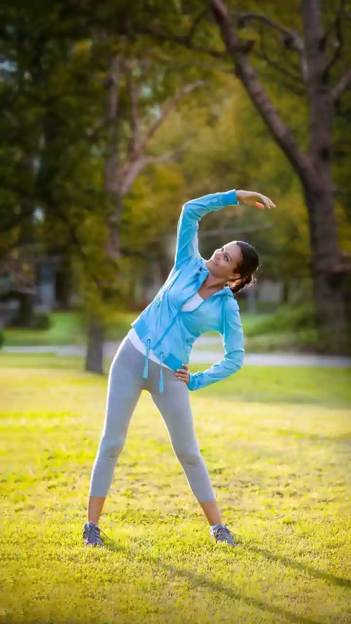 Stretching 101: 5 easy exercises for daily relaxation