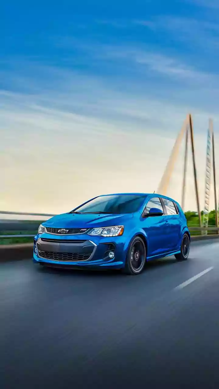 Chevrolet Sonic é lançado em duas versões a partir de R$ 129.990