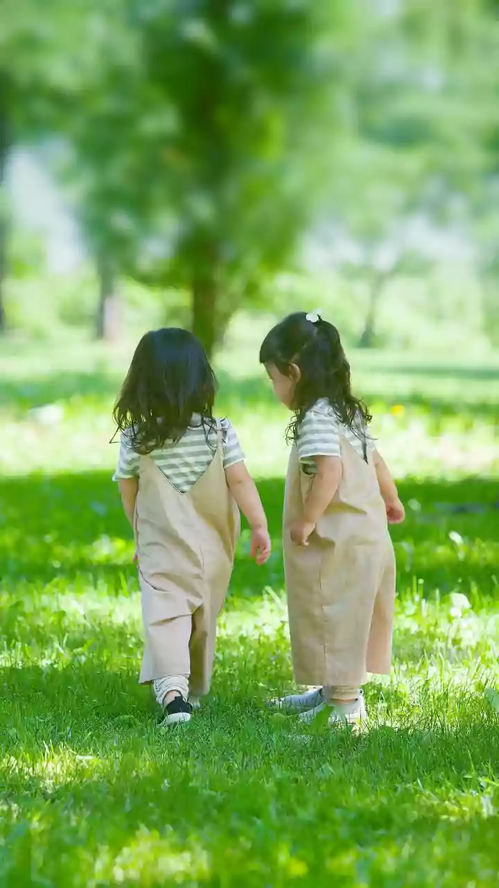 Decoding Toddler Sibling Jealousy: Navigating Big Feelings for Little Ones