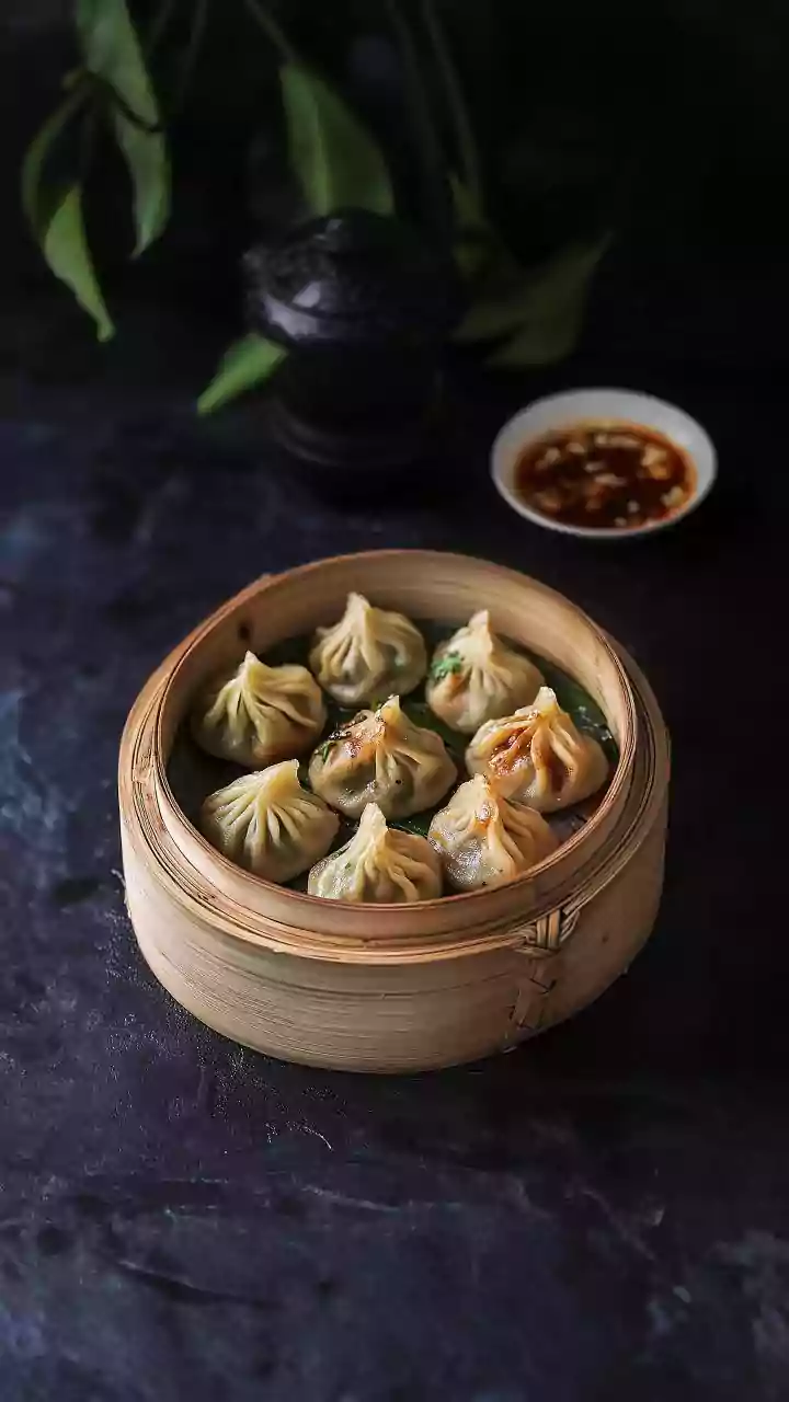 LPG Cylinder for 50 Plates of Momos: A Viral Barter Deal from India!