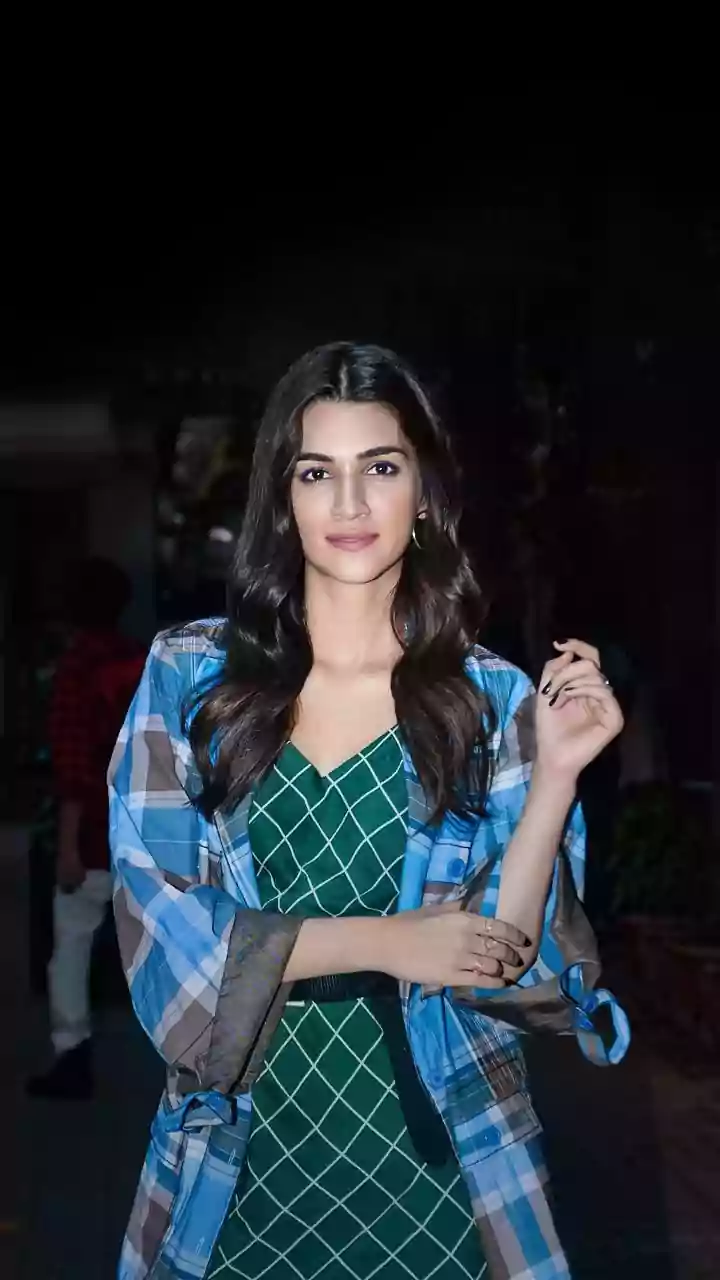 Kriti Sanon Turns Stunning Bridesmaid For Sister Nupur Sanon & Stebin Ben's Wedding In Green Gown