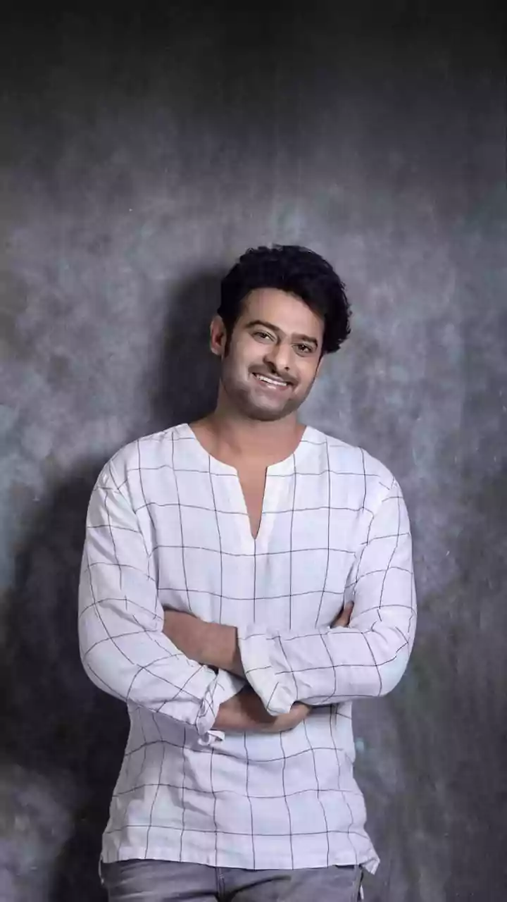 The RajaSaab: Prabhas Fans Surprise Director Maruthi With Biryani After Trailer Release