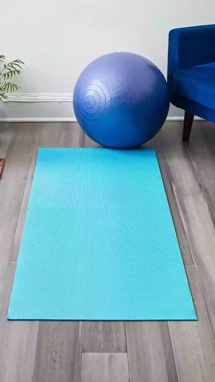 Build Fitness Consistency Easily At Home With Short 10 Minute Daily Workouts
