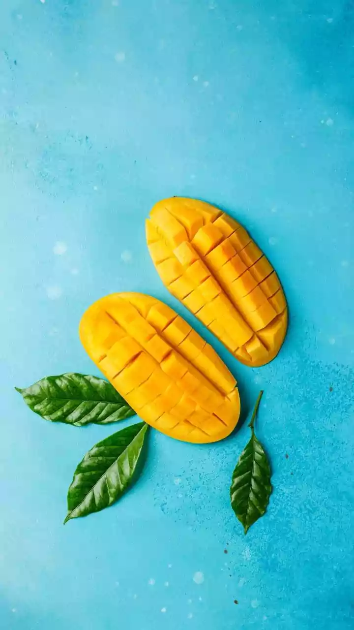 Neelam and Totapuri Varieties Open a Later Window for Indian Mango Trade