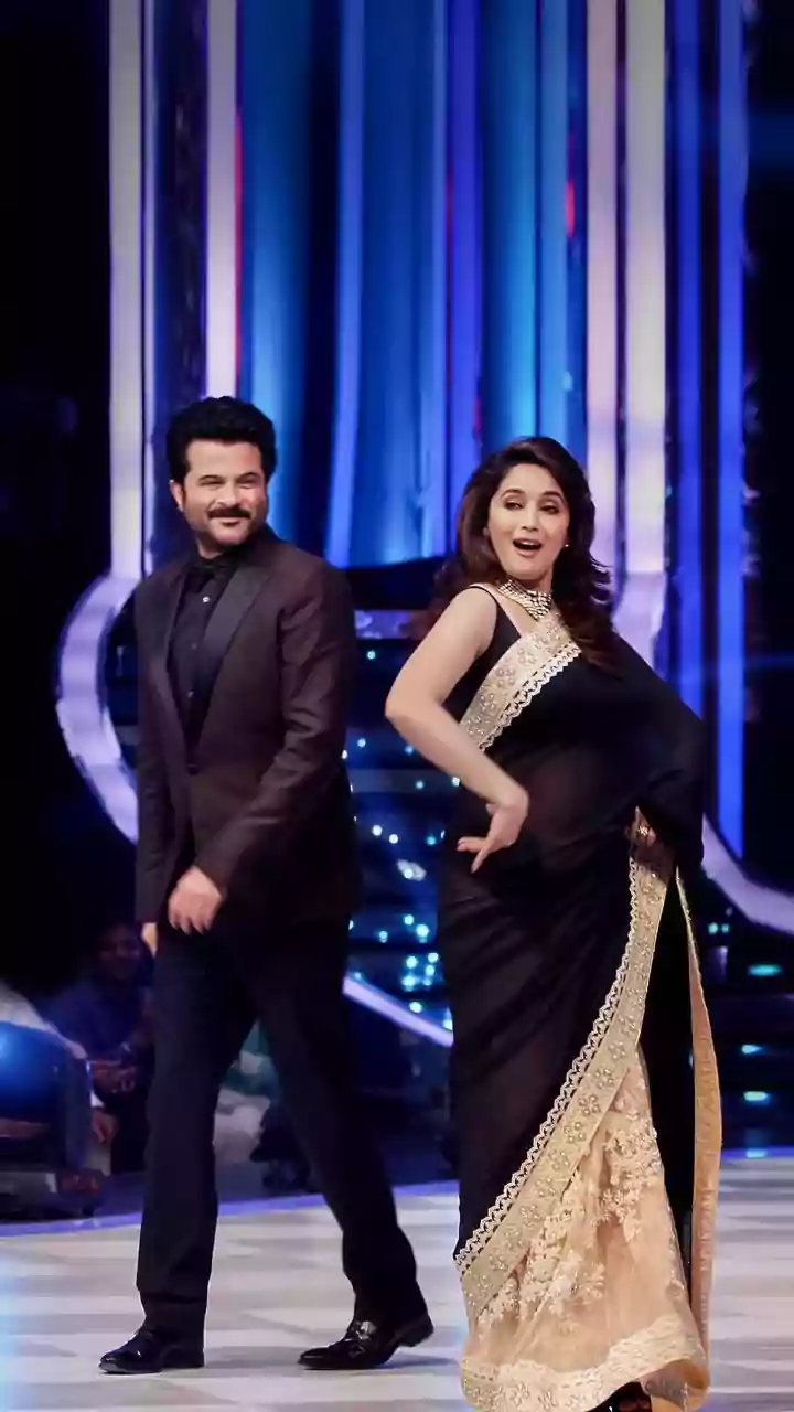 When will Madhuri Dixit's 'Kon Honar Crorepati' premiere?