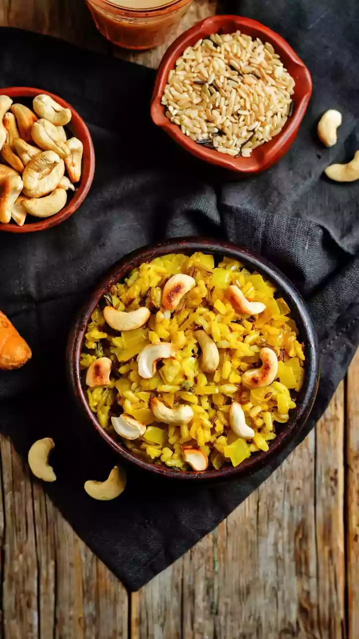 Navratri Power Recipes Sabudana Khichdi Kuttu Puris And Makhana Kheer For Fasting Days