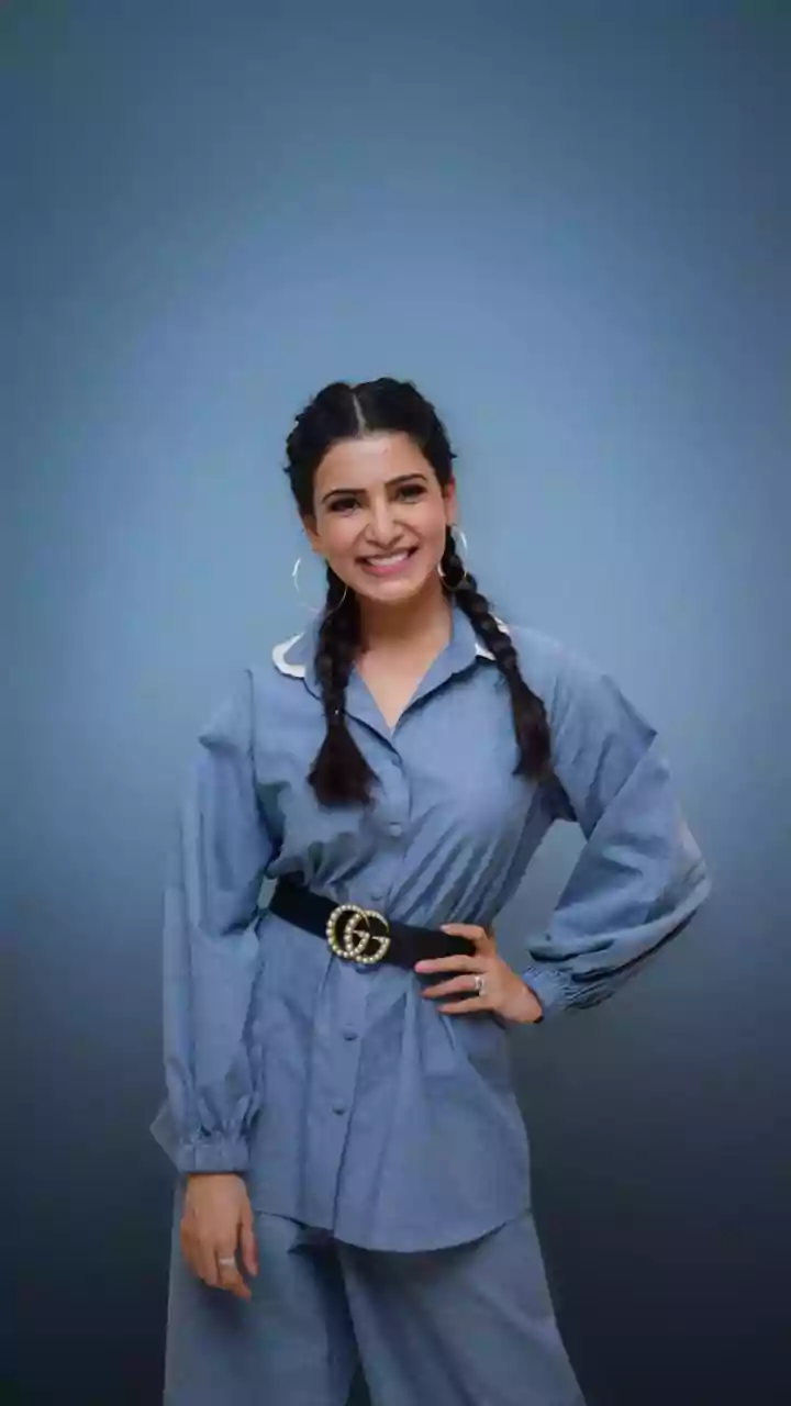 'Controlling A Mob Is Not Actress' Job': Chinmayi Sripaada Reacts To Viral Video Of Samantha Being Mobbed At Hyderabad Event