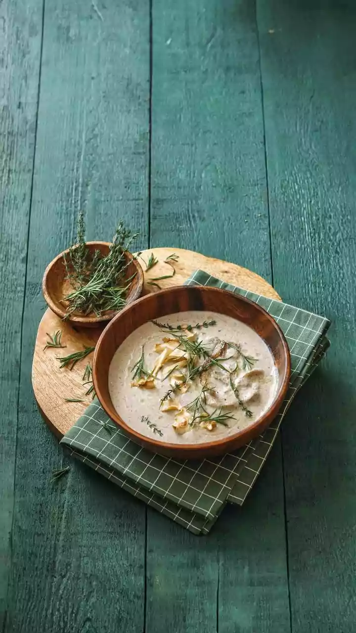 How zero-waste kitchen cooking transforms vegetable peels herb stems and stale bread into delicious soups