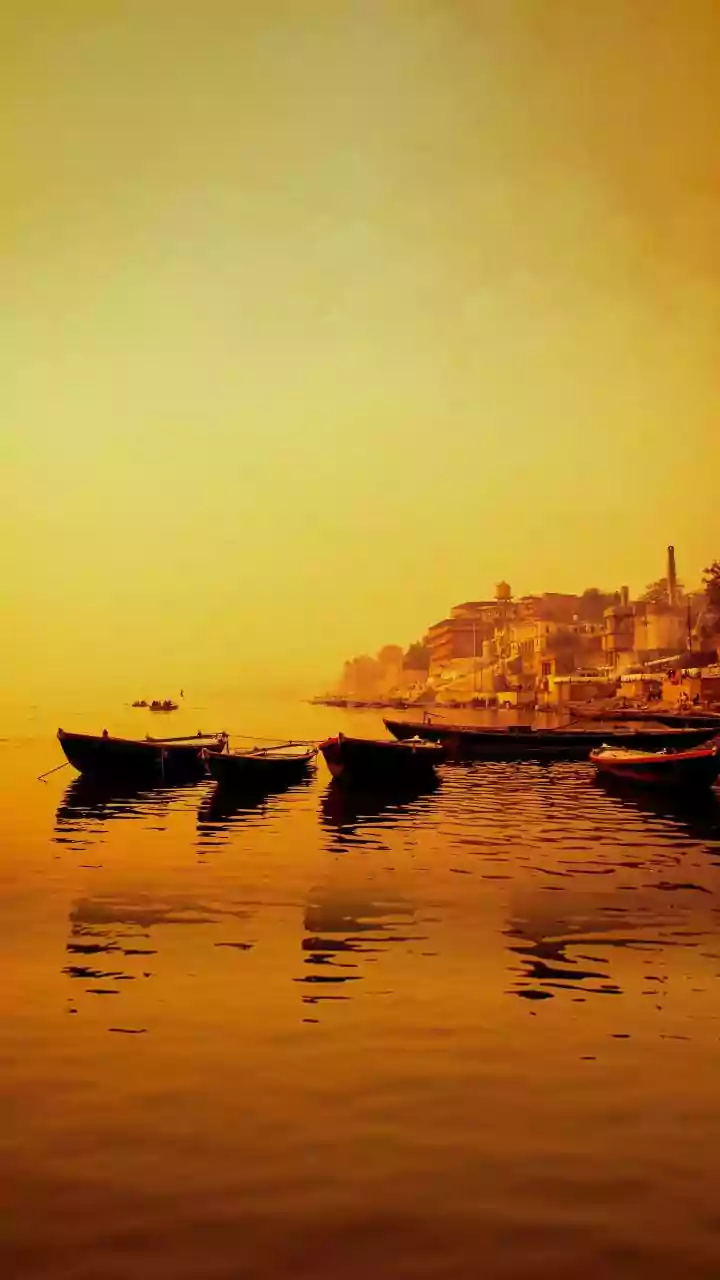 Varanasi Flood Alert Explained: Rising Ganga, Suspended Boats And Travel