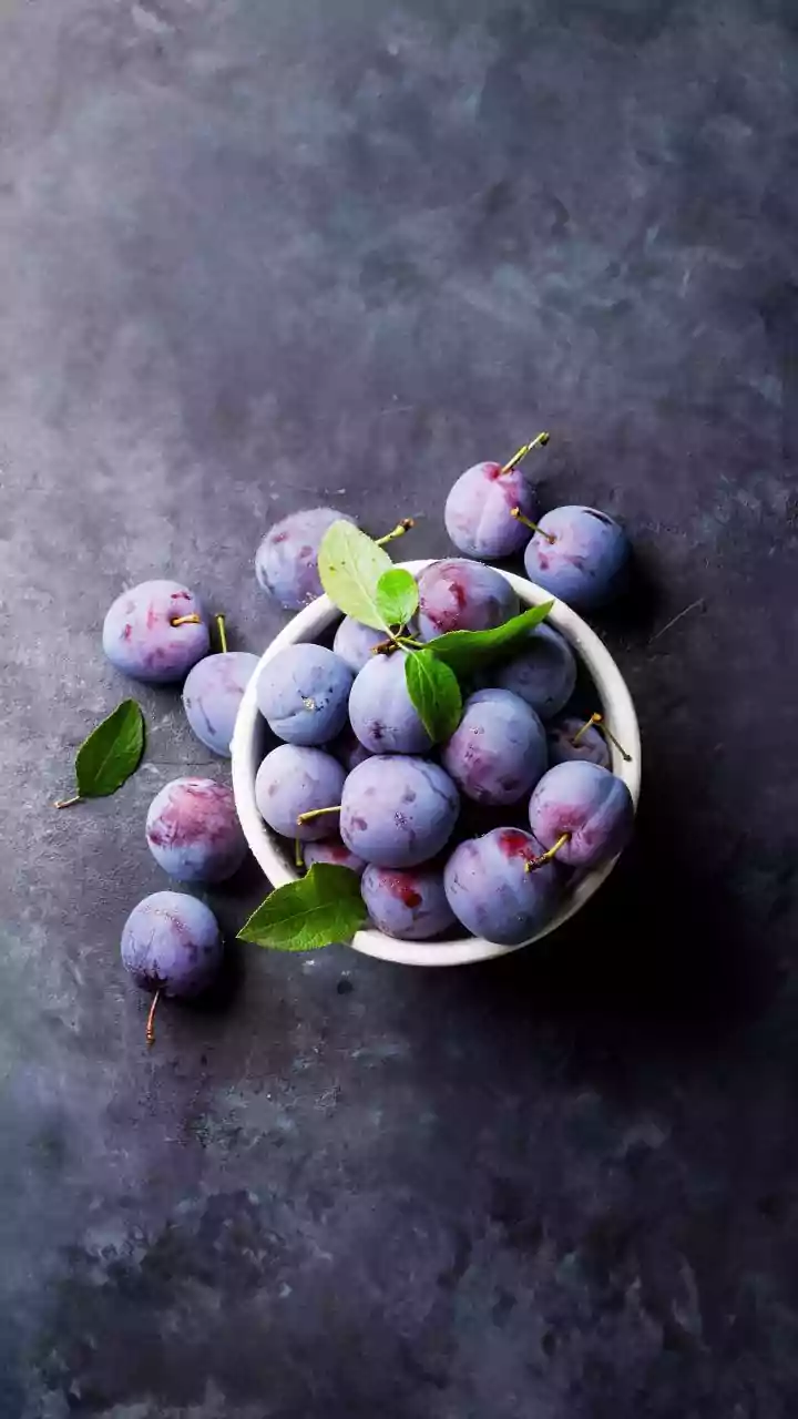 Monsoon Fruits In India: Which Seasonal Options Are Worth Buying Now?