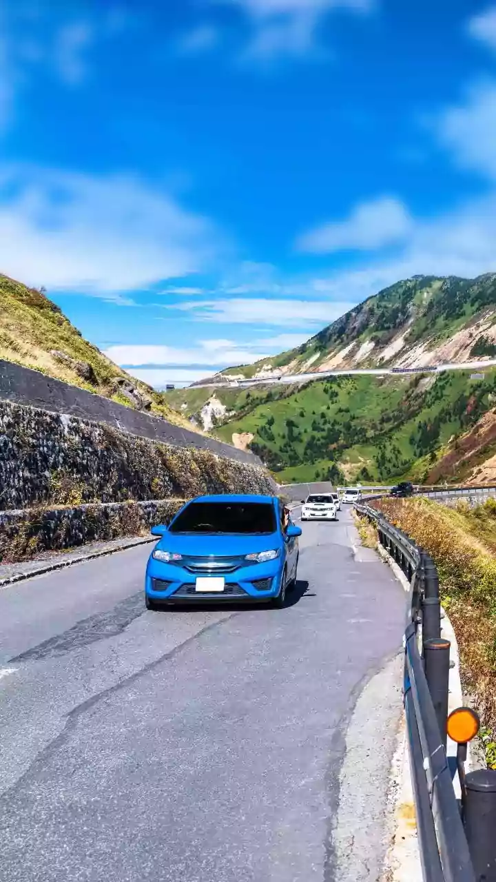 Top 5 Affordable Cars for Hilly Drives Under ₹10 Lakh: Power, Performance, and Price