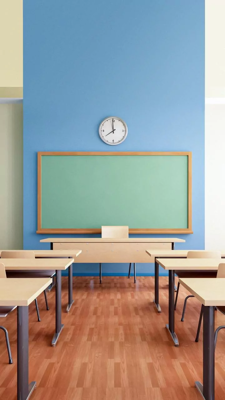 Fake Doctor Unmasked: Religious Conversion Racket Exposed at Lucknow Medical College