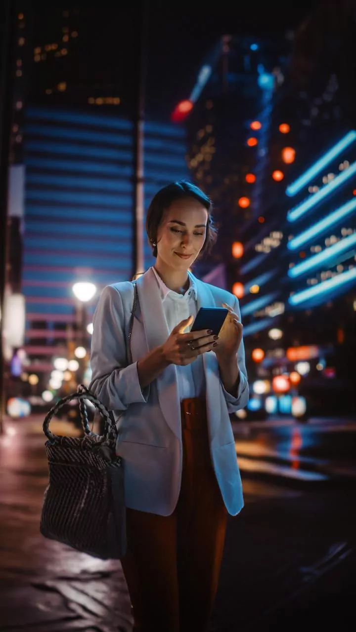 Localised AI Extensions Help Remote Workers Protect Personal Identifiers On Shared Cafe Wi-Fi