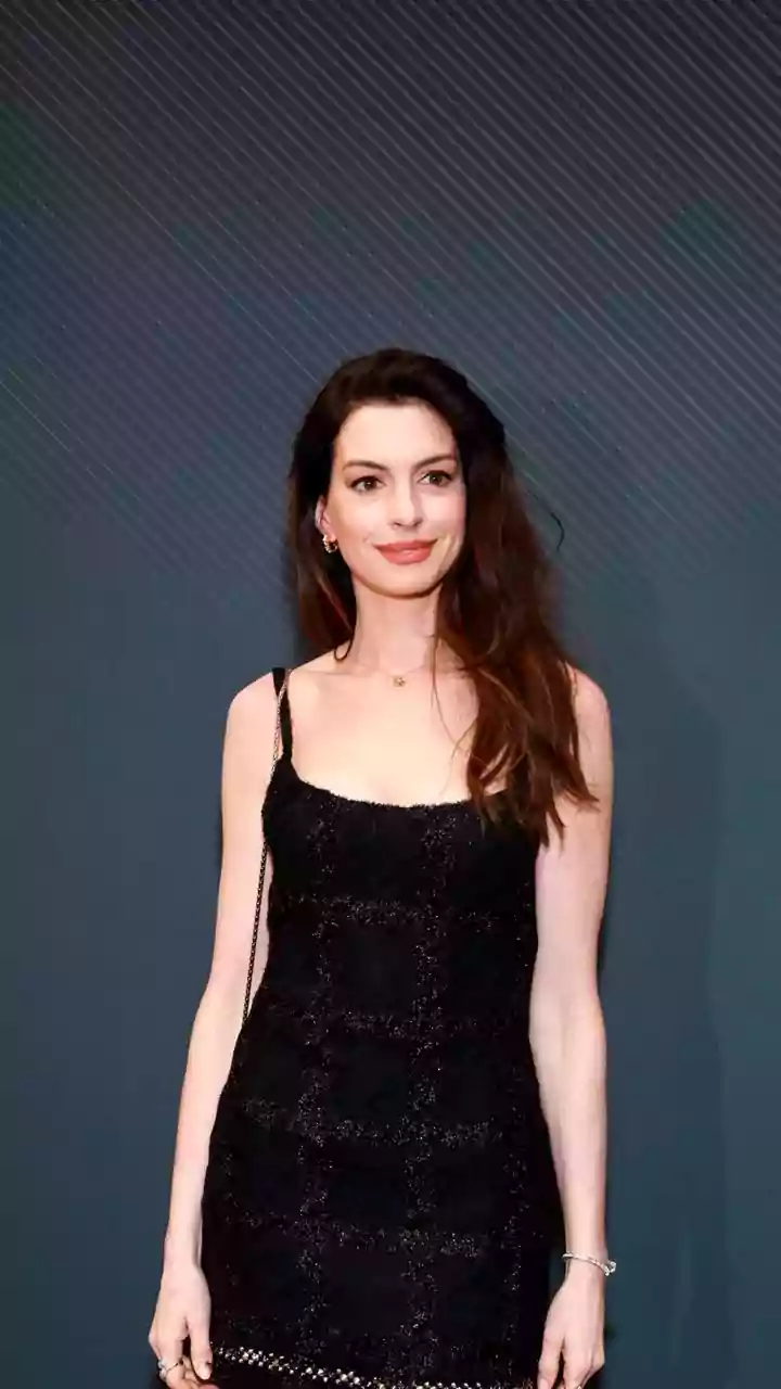 Anne Hathaway Kisses Dakota Johnson, Seduces Her In Spine-Chilling Verity Trailer | Watch