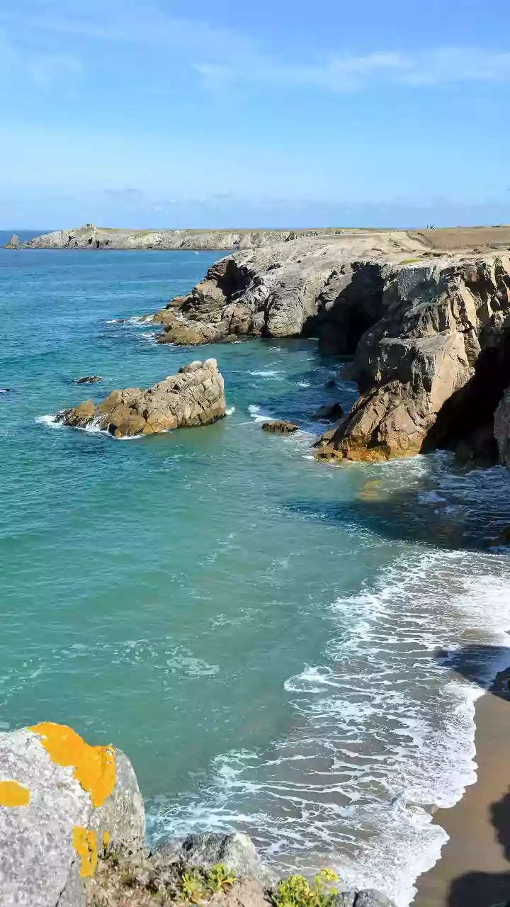 Coastal Viewpoints and Beach Walks Away from Tourist Hubs: Portugal Beaches