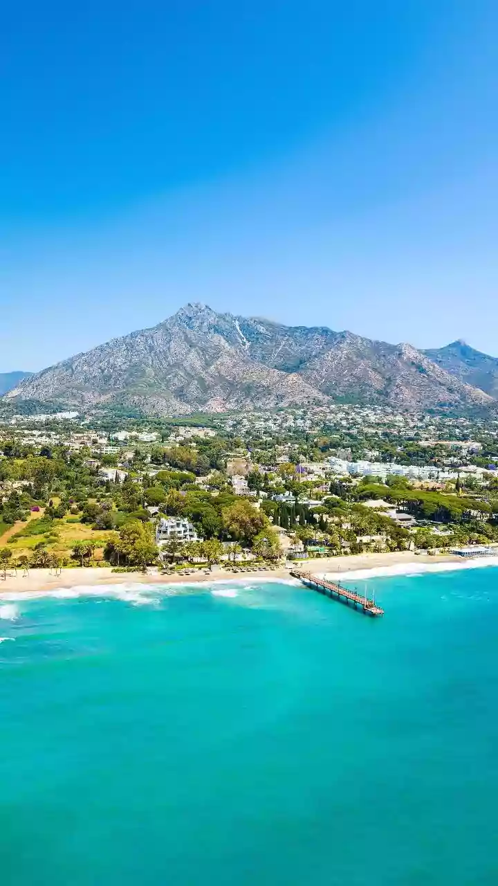 Marbella Unveiled: A Stylish Night and Beyond