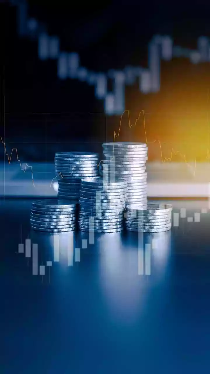 How Currency Rates And Airfares Combine To Affect Travel Budgets