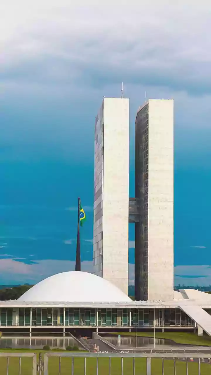 Haddad diz que partidos não devem temer protagonismo de jovens na política