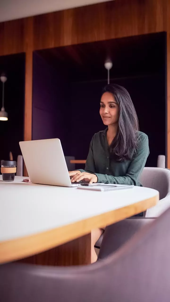 Infosys's headcount hits record 3.37 lakh, but hiring pace cools