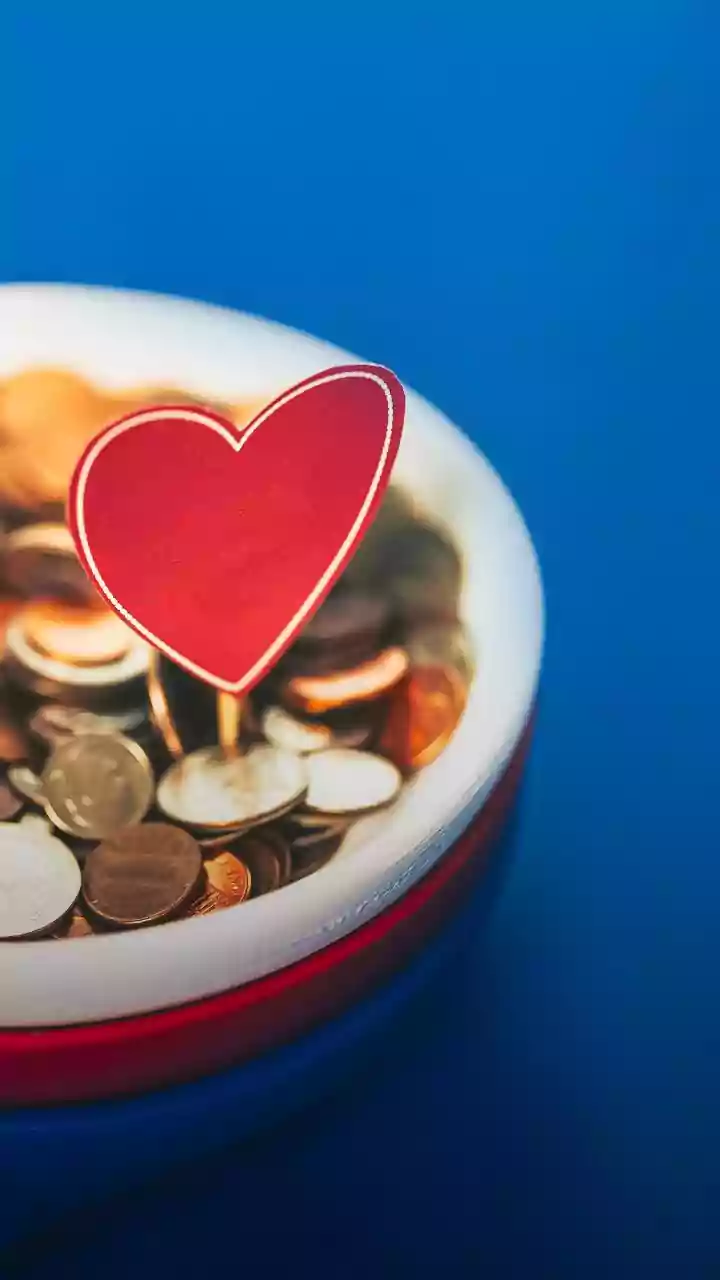 7 Heartfelt Valentine's Gifts: Expressing Love Through Thoughtful Gestures