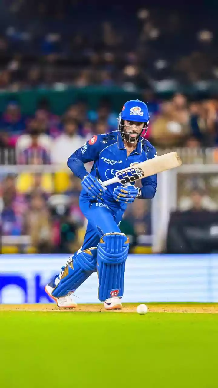 Which team has most wins in 200-plus chases in T20s?