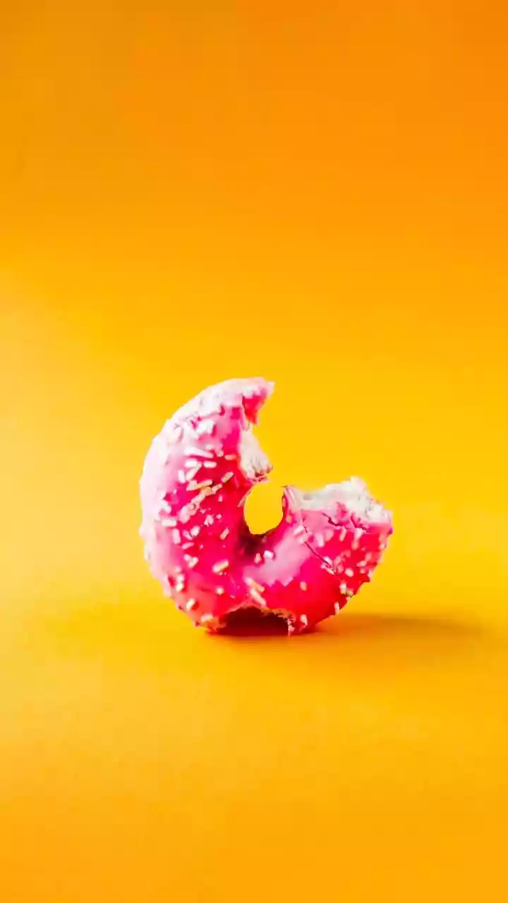 Gen Z Crafts Single Bite Desserts For Aesthetic Portioning