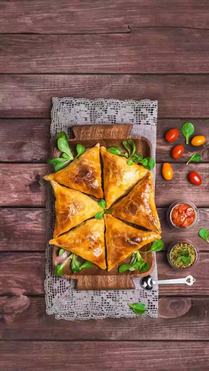 Unveiling the 500-Year-Old Samosa: A Taste of History Without Potatoes!