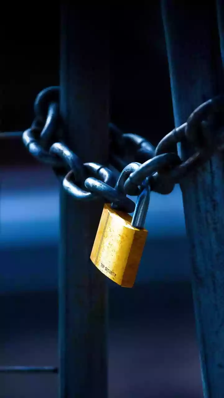 Old SNMP Versions Can Expose Credentials Because They Lack Proper Encryption