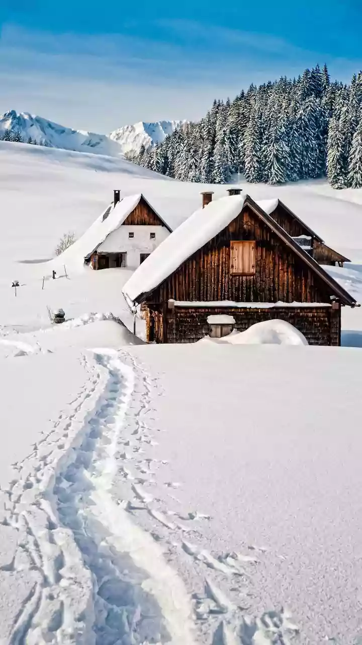 Winter Escapes: Top Snowy Destinations Around the World