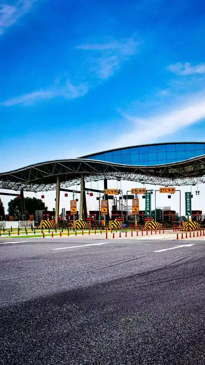 Highway To 2026: AI-Driven Free-Flow Toll System Across India By End Of Next Year, Says Nitin Gadkari