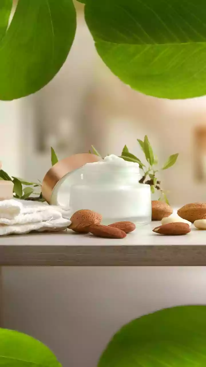Amway India Launches New Artistry Skincare