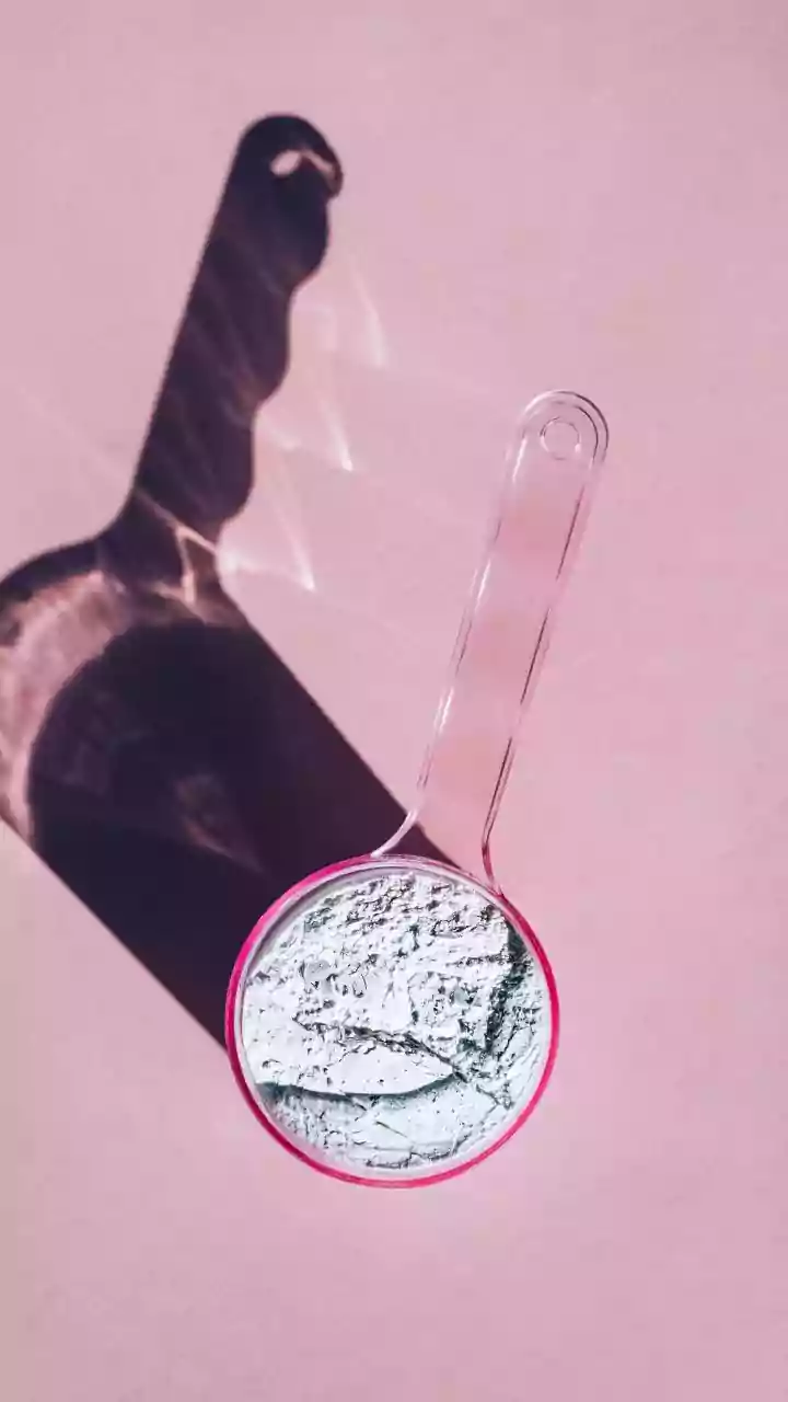 Faux-Bleaching: The Accessible 2026 Beauty Trend That Redefines Your Face