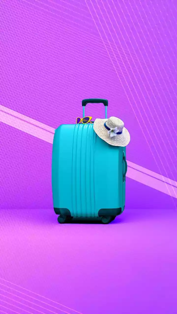Before Booking a Cheap Weekend Trip, Count Every Transit Hour
