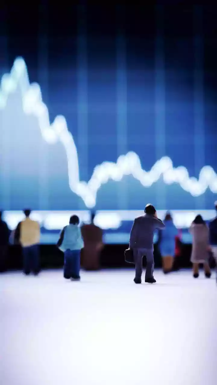 Decoding Stock Market: Key Players & Trends in India